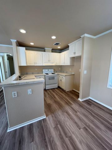 10002 Sugarvine Lane, Tomball, TX 77375