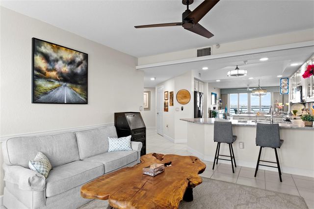 4981 BACOPA LANE S 703, St Petersburg, FL 33715