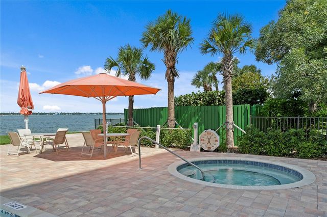 4981 BACOPA LANE S 703, St Petersburg, FL 33715