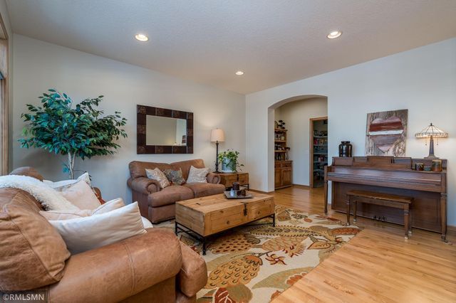 7336 N Fountain Lane N, Maple Grove, MN 55311