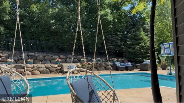 7336 N Fountain Lane N, Maple Grove, MN 55311