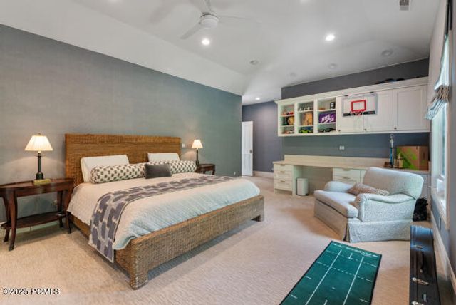 2062 E Walker Lane, Salt Lake City, UT 84117