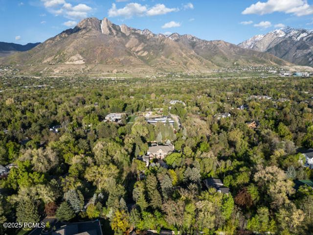 2062 E Walker Lane, Salt Lake City, UT 84117