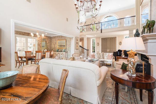 2062 E Walker Lane, Salt Lake City, UT 84117