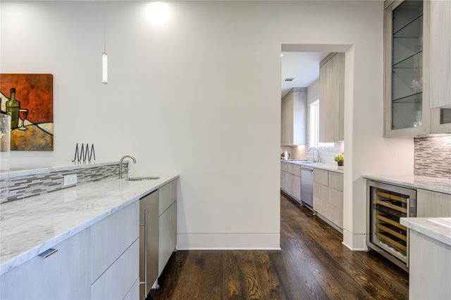 5202 Chesapeake Way, Houston, TX 77056