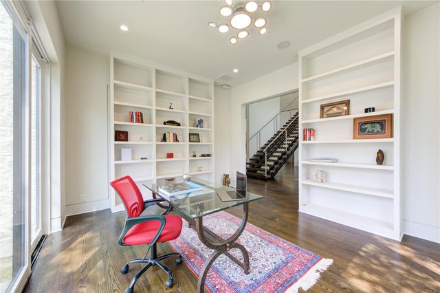 5202 Chesapeake Way, Houston, TX 77056