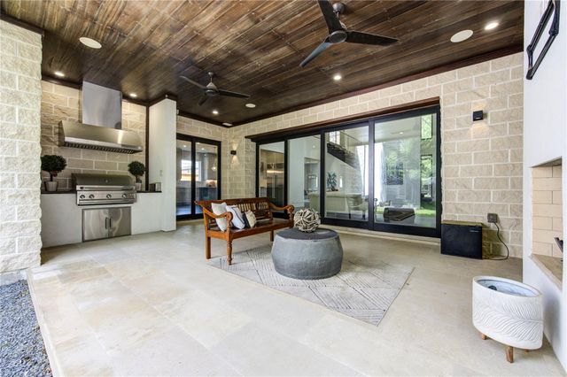 5202 Chesapeake Way, Houston, TX 77056