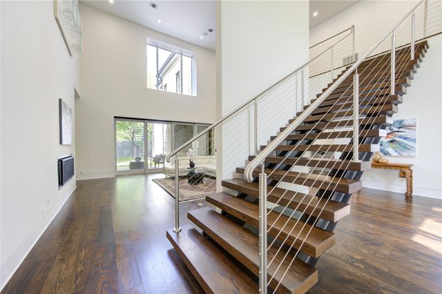 5202 Chesapeake Way, Houston, TX 77056