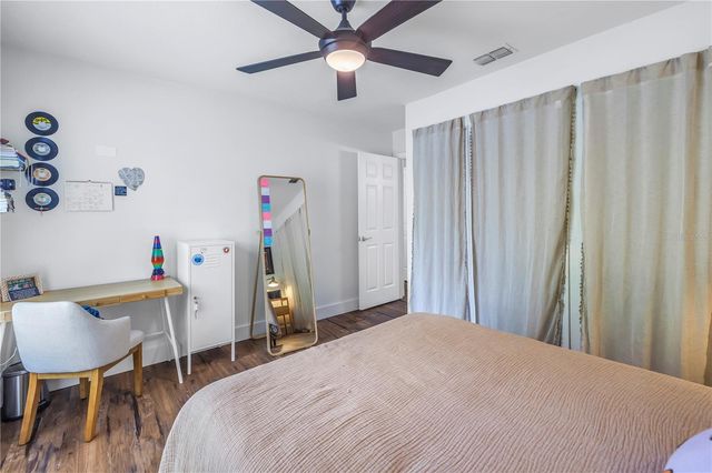 4806 COUNTRY HILLS DRIVE, Tampa, FL 33624