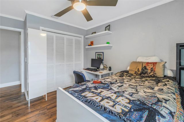 4806 COUNTRY HILLS DRIVE, Tampa, FL 33624