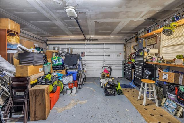 4806 COUNTRY HILLS DRIVE, Tampa, FL 33624