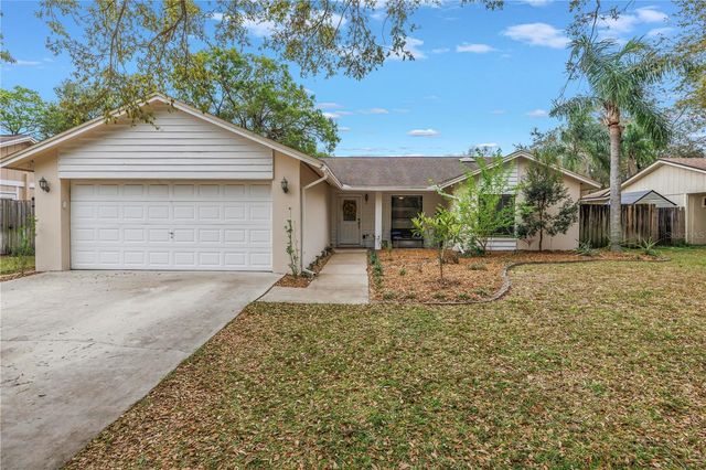 4806 COUNTRY HILLS DRIVE, Tampa, FL 33624