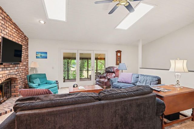 9808 Oak Forest Circle, Oshtemo Twp, MI 49009