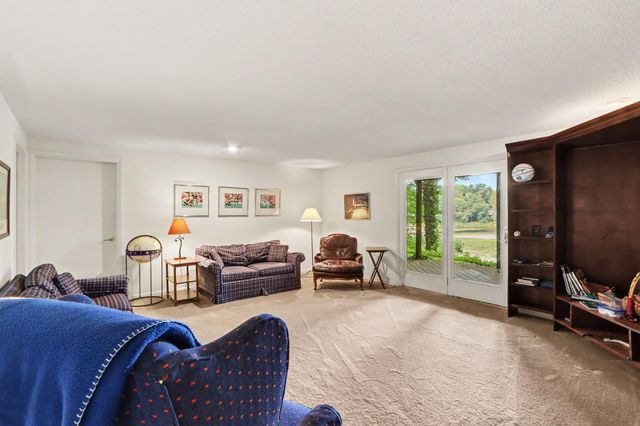 9808 Oak Forest Circle, Oshtemo Twp, MI 49009