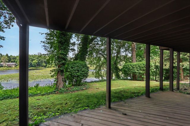 9808 Oak Forest Circle, Oshtemo Twp, MI 49009