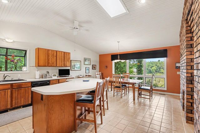 9808 Oak Forest Circle, Oshtemo Twp, MI 49009