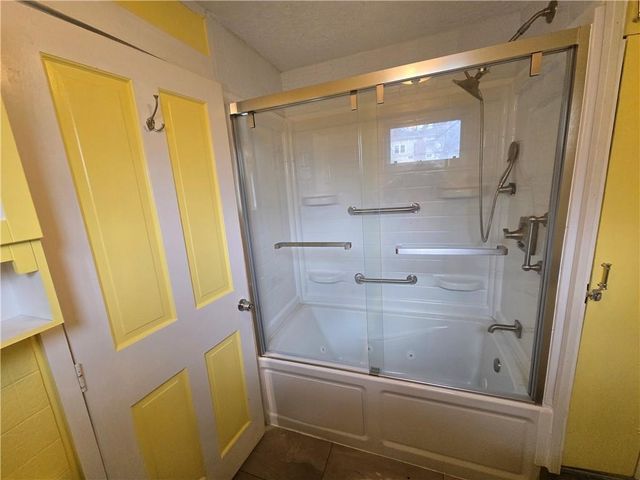 3207 Victor Street, Kansas City, MO 64128