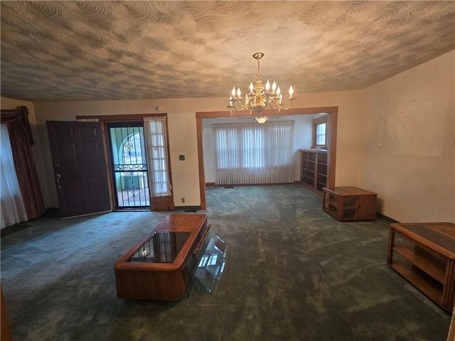 3207 Victor Street, Kansas City, MO 64128