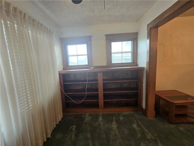 3207 Victor Street, Kansas City, MO 64128