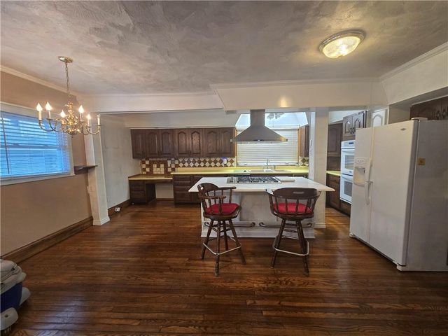 3207 Victor Street, Kansas City, MO 64128