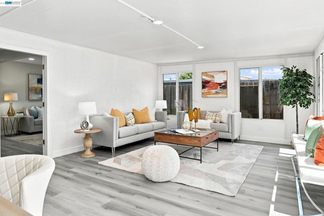 40071 Leslie St, Fremont, CA 94538