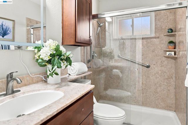 40071 Leslie St, Fremont, CA 94538