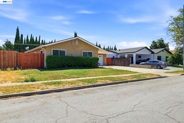 40071 Leslie St, Fremont, CA 94538