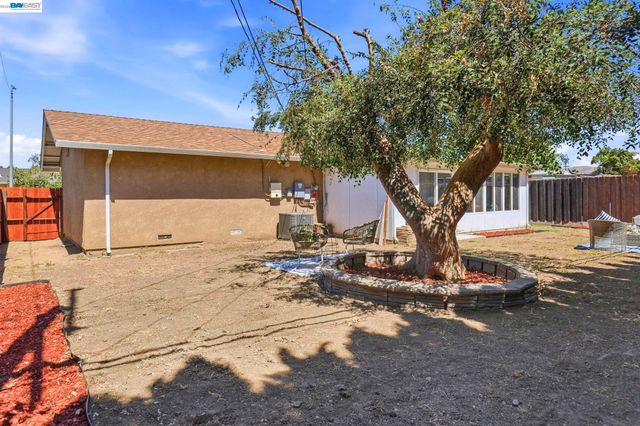 40071 Leslie St, Fremont, CA 94538