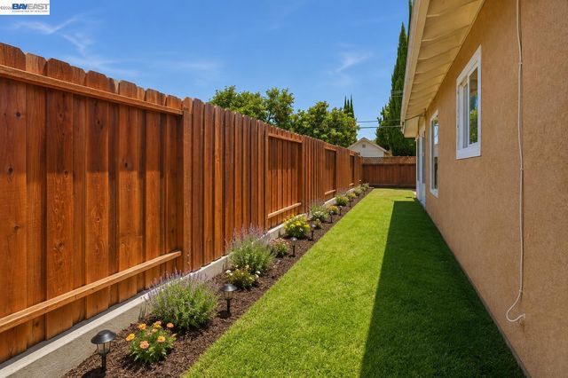 40071 Leslie St, Fremont, CA 94538