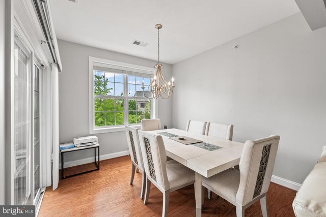 2111 ABBOTTSBURY WAY, Woodbridge, VA 22191