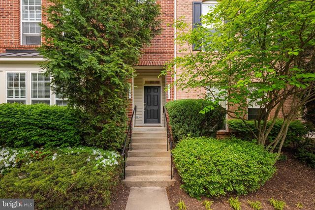 2111 ABBOTTSBURY WAY, Woodbridge, VA 22191
