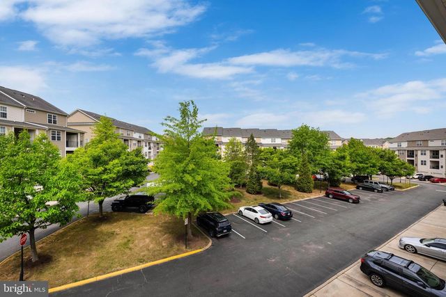 2111 ABBOTTSBURY WAY, Woodbridge, VA 22191