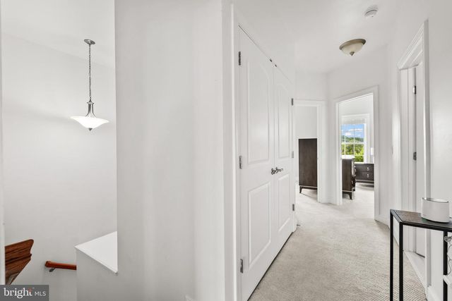 2111 ABBOTTSBURY WAY, Woodbridge, VA 22191