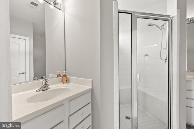 2111 ABBOTTSBURY WAY, Woodbridge, VA 22191