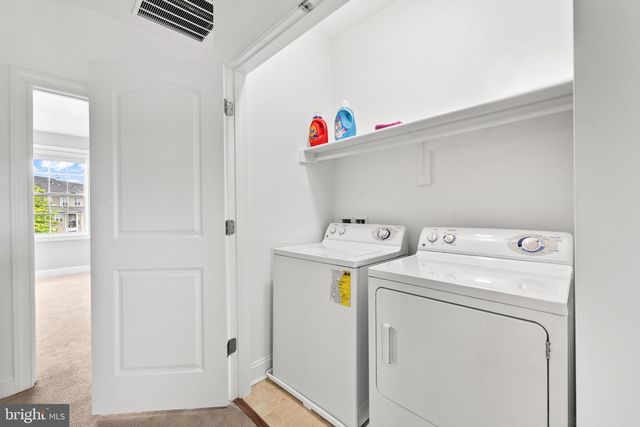 2111 ABBOTTSBURY WAY, Woodbridge, VA 22191