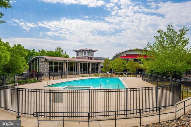 2111 ABBOTTSBURY WAY, Woodbridge, VA 22191