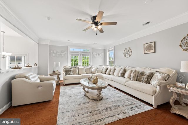 2111 ABBOTTSBURY WAY, Woodbridge, VA 22191