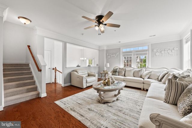 2111 ABBOTTSBURY WAY, Woodbridge, VA 22191