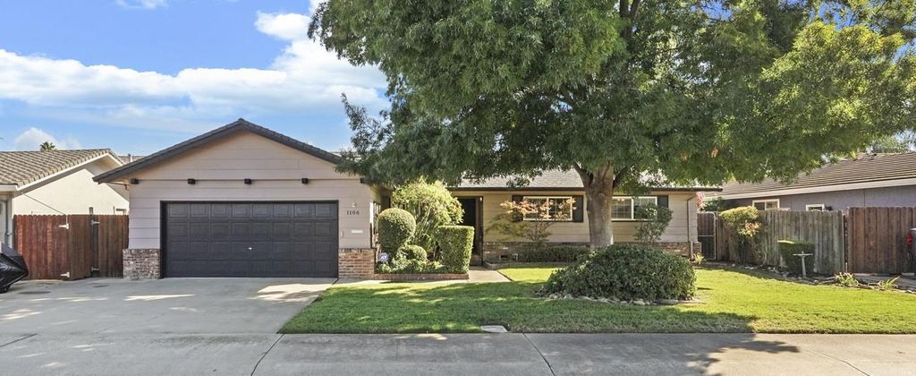 1106 Stafford St, Lodi, CA 95242