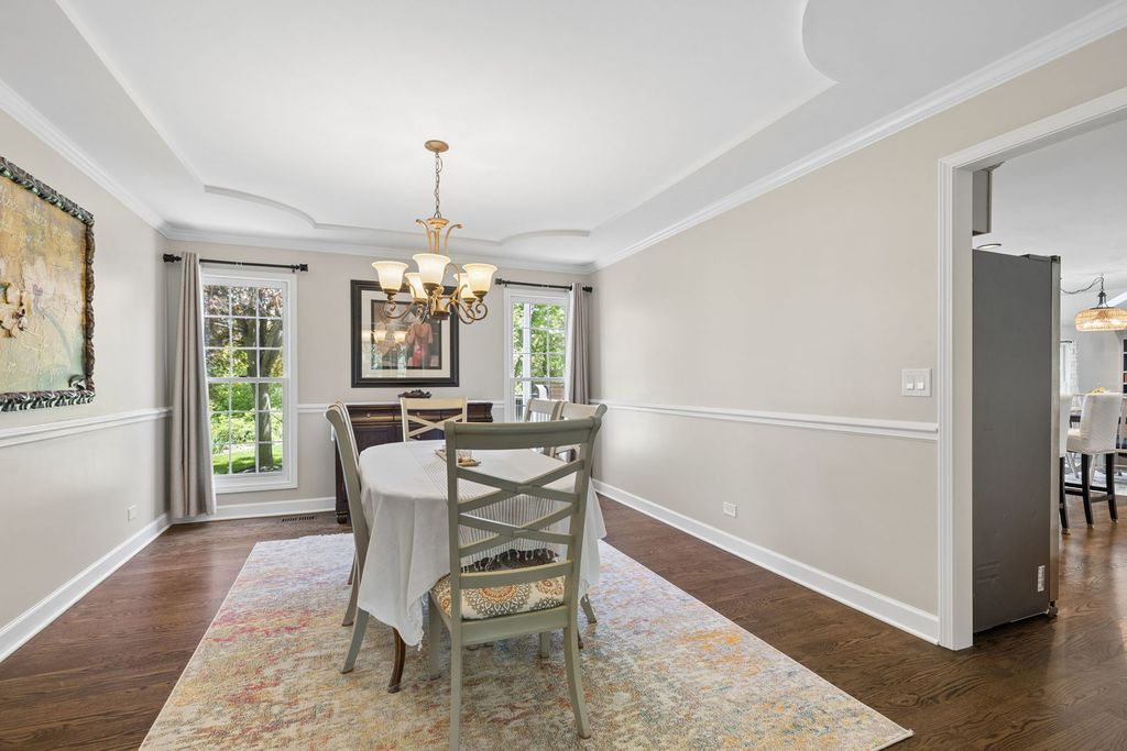 Image 16 of property listing at 2624 Wendy Drive, Naperville, IL 60565