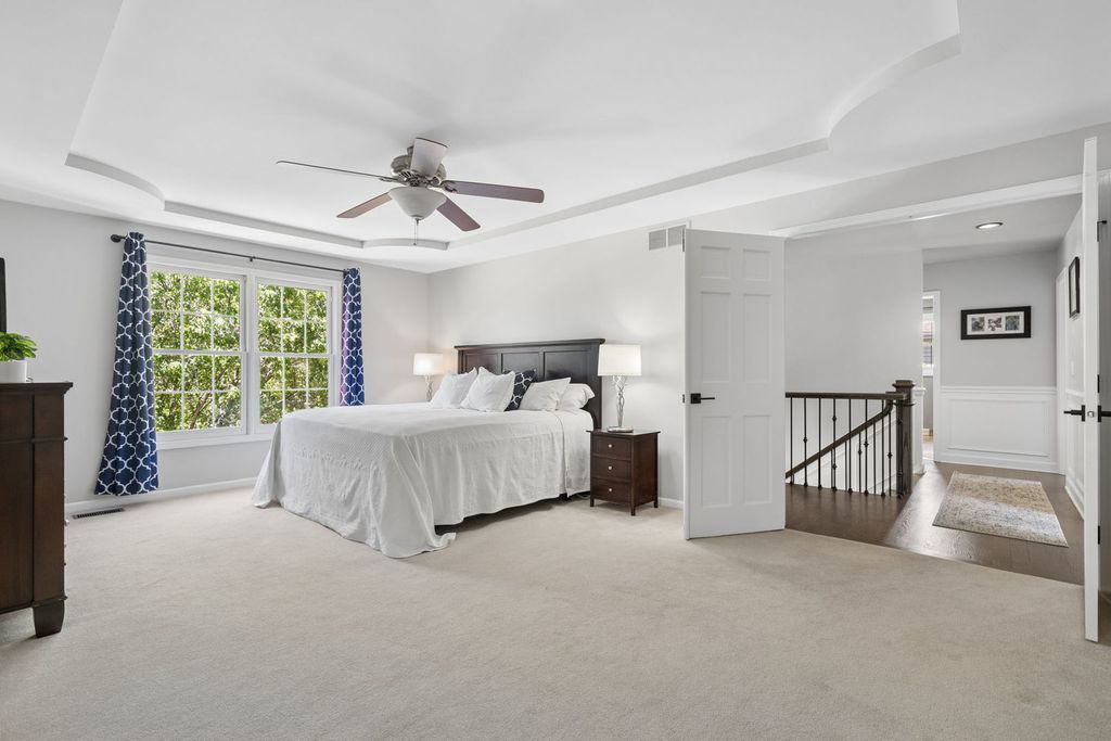 Image 27 of property listing at 2624 Wendy Drive, Naperville, IL 60565