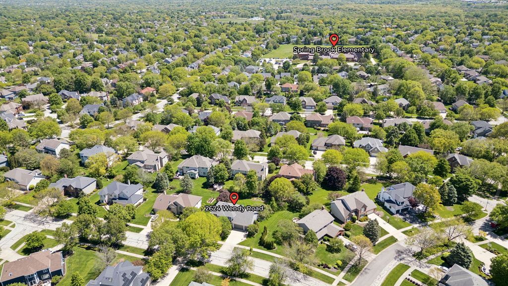 Image 43 of property listing at 2624 Wendy Drive, Naperville, IL 60565