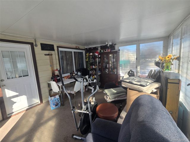 20 Birch Avenue, Farmingville, NY 11738