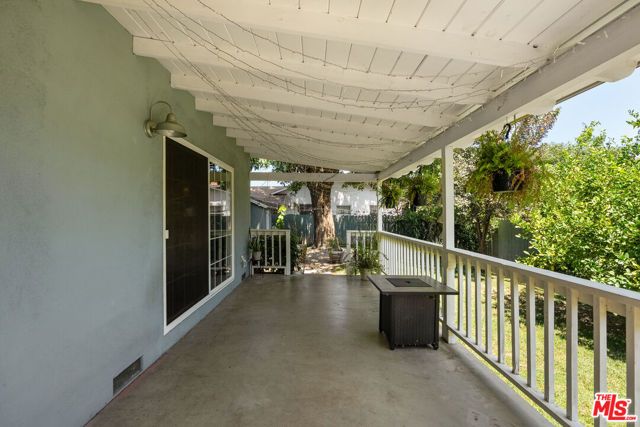 25202 Atwood Boulevard, Santa Clarita, CA 91321