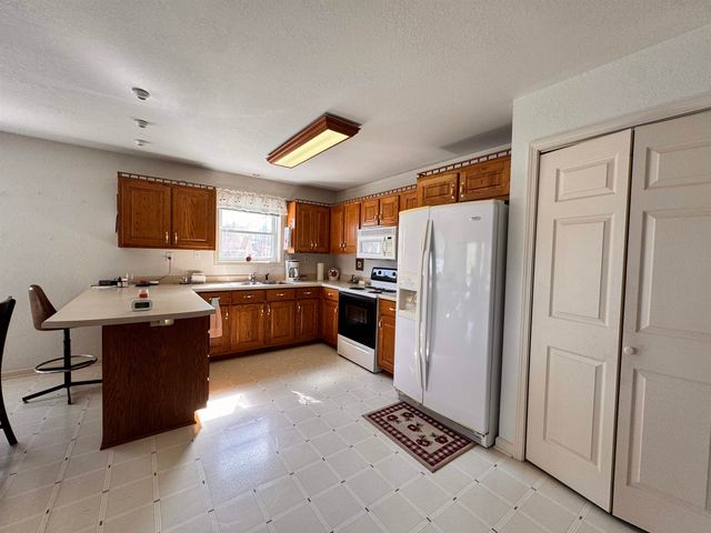 37 Los Indios Drive, Cherokee Village, AR 72529