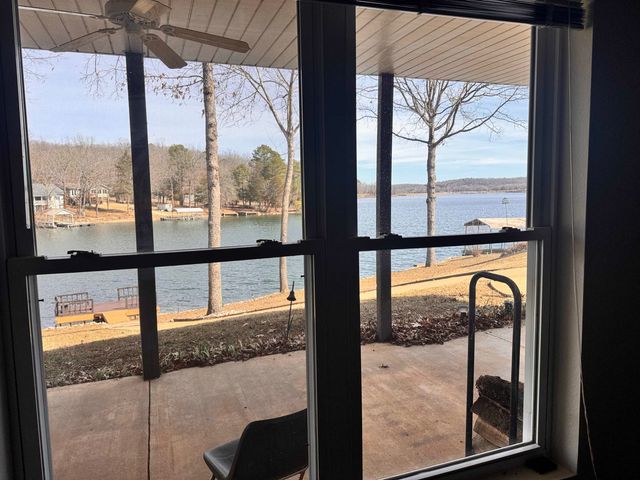 37 Los Indios Drive, Cherokee Village, AR 72529