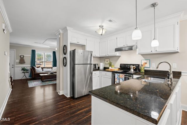 32 Fashion Place, Durham, NC 27705