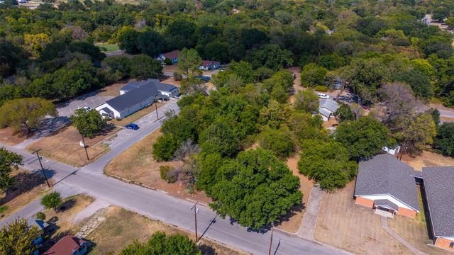 417 N 3rd Street, Corsicana, TX 75110