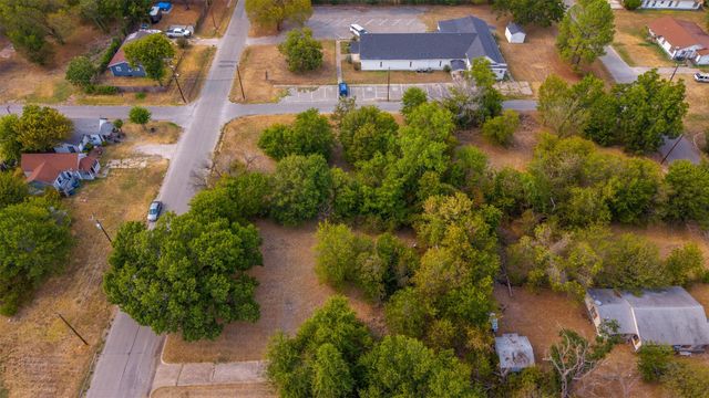 417 N 3rd Street, Corsicana, TX 75110
