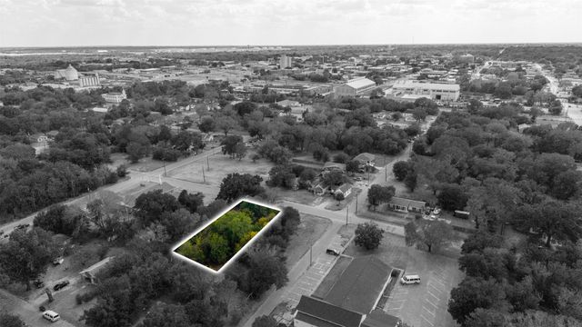 417 N 3rd Street, Corsicana, TX 75110